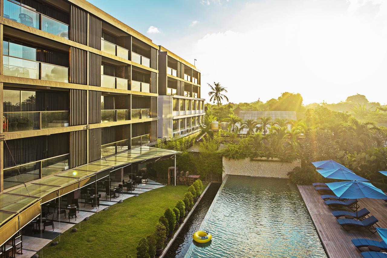 Suites By Watermark Hotel And Spa Jimbaran Екстериор снимка