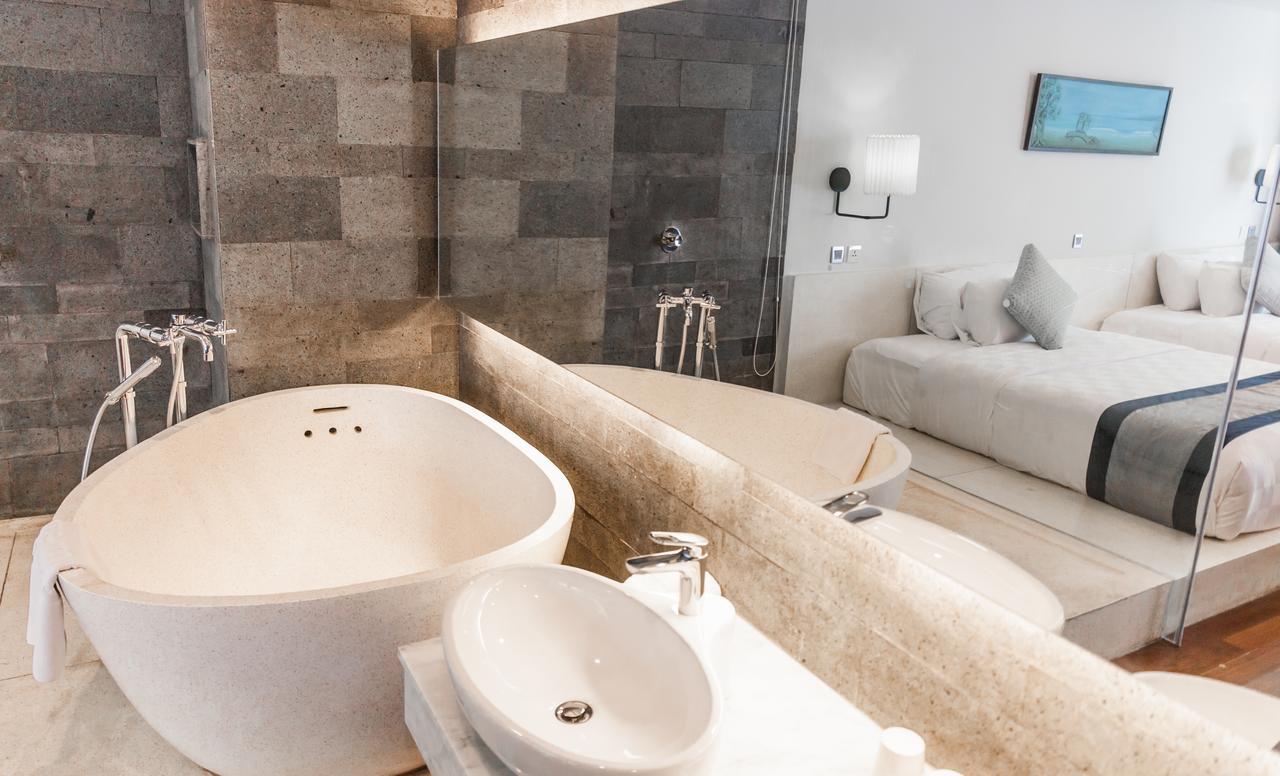 Suites By Watermark Hotel And Spa Jimbaran Екстериор снимка